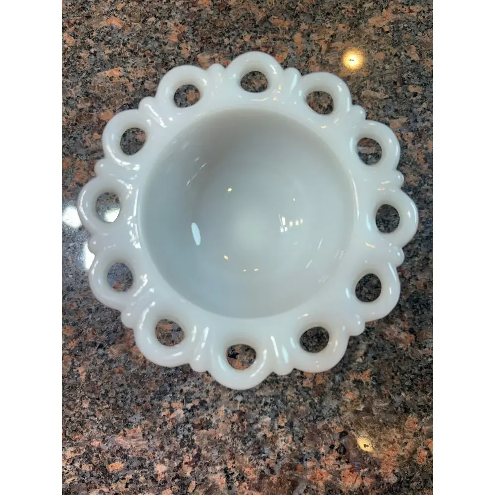 Vintage Anchor Hocking Old Colony Lace Edge Milk Glass Pedestal Candy Dish 5